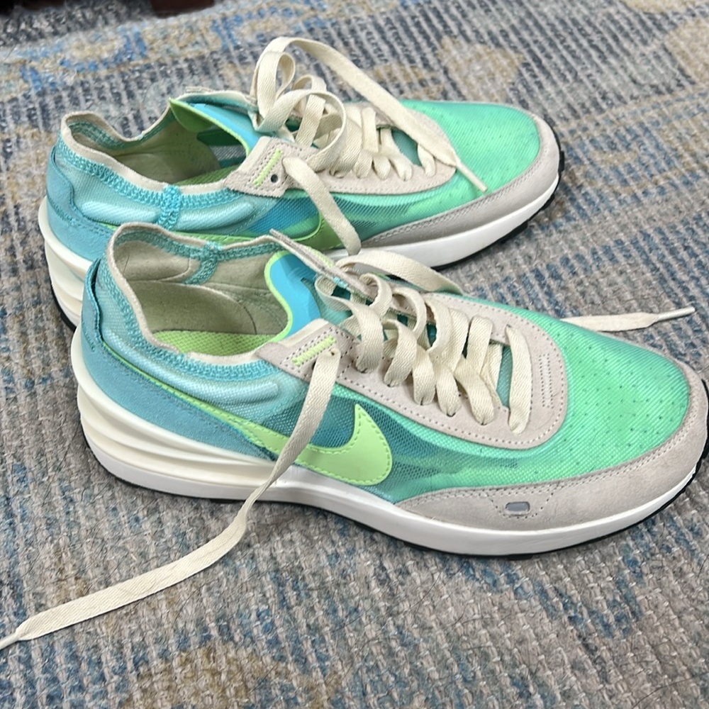 Nike women’s Waffle Ones sold out color 'Bleached Aqua Lime Glow' size6.5 - Picture 11 of 12